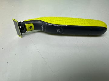 Б/у Электробритва Philips oneblade qp2520/20 01-200899753