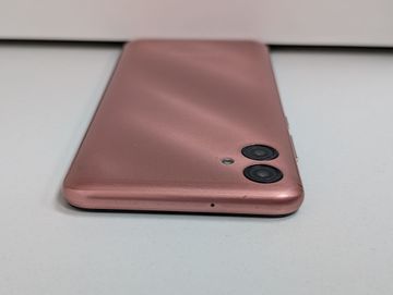 Б/в Мобільний телефон Samsung galaxy a04e 3/64gb sm-a042 01-200902112