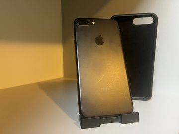 Б/у Мобільний телефон Apple iphone 7 plus 32gb 01-200905804