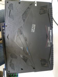 Б/у Ноутбук Msi 17/core i7 9750h ddr4/16gb ddr4/ssd 500 gb/geforce gtx1660ti 6gb 01-200910304