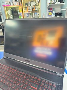 Б/у Ноутбук Msi 17/core i7 9750h ddr4/16gb ddr4/ssd 500 gb/geforce gtx1660ti 6gb 01-200910304