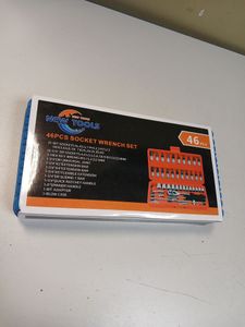 Б/в Набір автоінструментів New Tools 46 шт 16-000273798