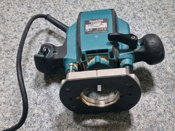 Б/в Фрезер Makita rp0900 01-200919040