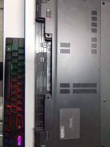 Б/у Ноутбук Asus 17/core i3 3120m ddr3/4gb ddr3/hdd 750 gb/ssd *відсутній/geforce 740m 01-200916307