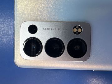 Б/в Мобільний телефон Oppo reno6 pro 5g 12/256gb 01-200922787