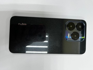 Б/в Мобільний телефон Zte nubia v70 design 8/256gb 01-200958727