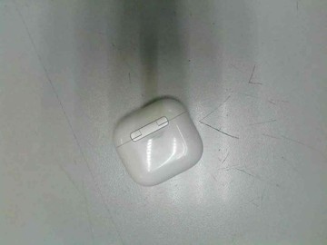 Б/в Навушники Apple airpods 4 01-200963038