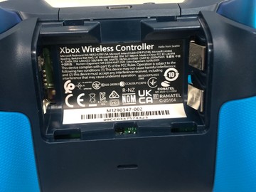 Б/в Геймпад Microsoft xbox series x/s wireless controller sky cipher special edition 01-200977200