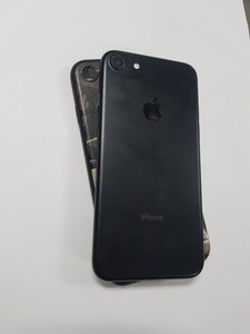Б/в Мобільний телефон Apple iphone 7 128gb 01-200971515