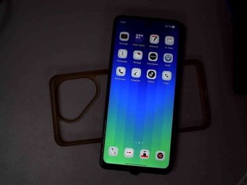 Б/в Мобільний телефон Tecno pova 7 neo lj6 8/256gb 01-201012351