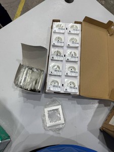 Б/в Розетка з рамкою Berker 10119909/47431909 01-201031951
