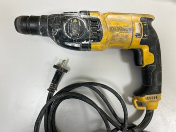 Б/в Перфоратор Dewalt d25133k 01-201043728