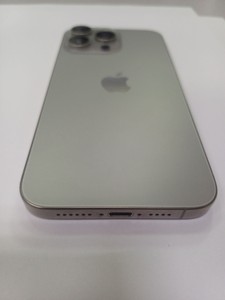 Б/в Мобільний телефон Apple iphone 15 pro max 256gb 01-201066010
