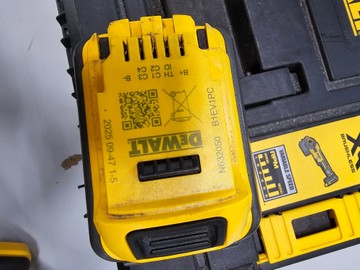 Б/в Кутова шліфмашина Dewalt dcg418 1акб 6ah зп 01-201065698