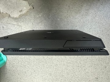 Б/в Ігрова приставка Sony playstation 4 slim 1tb / 2 контролери 01-201062443