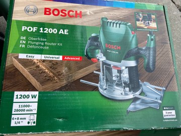 Б/в Фрезер вертикальний Bosch pof 1200 ae 01-201053574