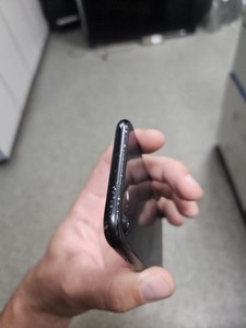 Б/в Мобільний телефон Apple iphone se 2020 64gb 01-201106367