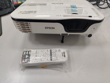 Б/в Проектор Epson eb-s12 01-201106708