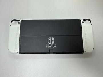 Б/в Ігрова приставка Nintendo switch oled 01-201112275