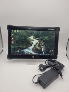 Durabook r11ah i5-5200u cpu 2.2ghr/ddr 4gb/ssd128gb/hd graphiics 5500