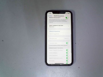 Б/в Мобільний телефон Apple iphone 11 128gb 01-201130325