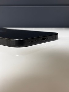 Б/в Мобільний телефон Apple iphone 16 pro max 256gb 01-201132021