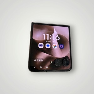 Б/в Мобільний телефон Motorola razr 60 ultra 16/512gb 01-201110872