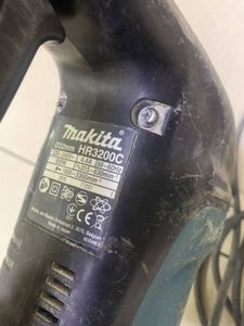01-200381194: Makita hr3200c