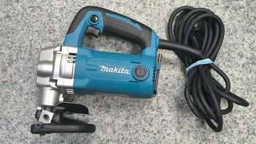 01-200476232: Makita js3201j