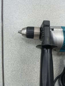 01-200606070: Makita dp4003