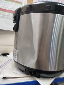 Б/у Мультиварка Grunhelm mc-108sb 01-200770151