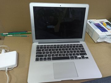 01-200778870: Apple macbook air a1466/ 13,3"/ core i5 1.3ghz/ram4gb/ssd128gb/intel hd graphics 5000