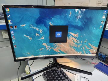 01-200778567: Samsung c24rg50fzi