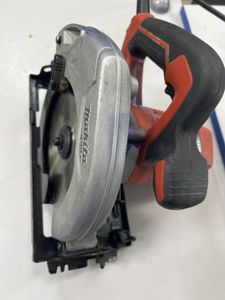 01-200789177: Makita m5802