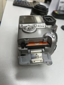 Б/в Фотоапарат Canon eos digital rebel xt 01-200794905