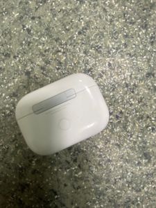 Б/в Навушники Apple airpods pro 2nd generation with magsafe charging case usb-c 01-200801827