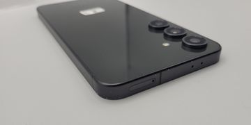 Б/в Мобільний телефон Samsung galaxy s24 fe 8/256gb 01-200786163