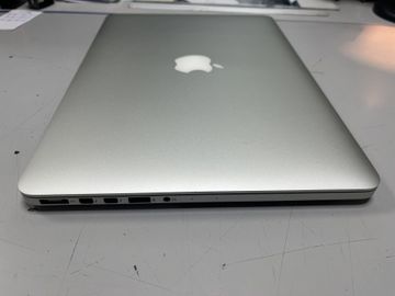Б/в Ноутбук Apple macbook pro /a1502 /екр 13,3 /core i5 2.7ghz /ram8gb /ssd256gb /intel iris 1536mb 01-200835219