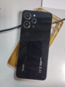 Б/в Мобільний телефон Xiaomi redmi 12 4/128gb 01-200840173
