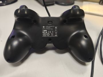 Б/в Геймпад Logitech gamepad f310 01-200850807