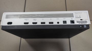 Б/в Ігрова приставка Microsoft xbox one s 500gb 01-200808276