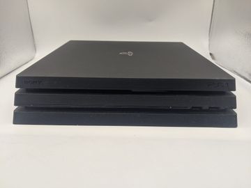 Б/в Ігрова приставка Sony playstation 4 pro 1tb 01-200874909