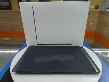 Б/у Ноутбук Apple macbook air 15" 2025 01-200880612
