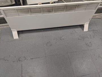 Б/в Обігрівач Ensto ephbе15p 01-200824415