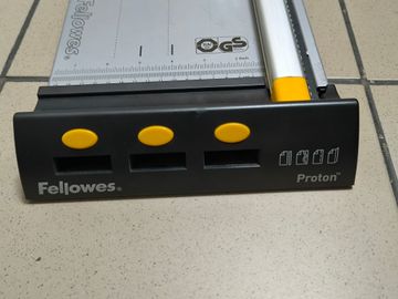 Б/в Різак для паперу Fellowes proton crc 54103 01-200888146