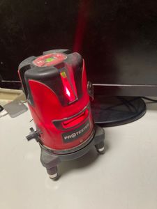 Б/у Лазерный нивелир Protester ll602r 01-200886331