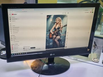 Б/в Монітор Lg flatron e2240s 01-200849139