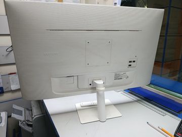 Б/в Монітор Samsung smart m7 m70d uhd ls32dm703ui 01-200905723
