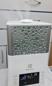 Б/в Зволожувач повітря Electrolux ehu-3715d 01-200907972