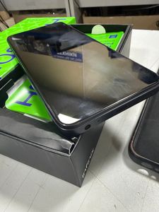 Б/у Мобільний телефон Infinix hot 30i x669d 4/128gb 01-200902977